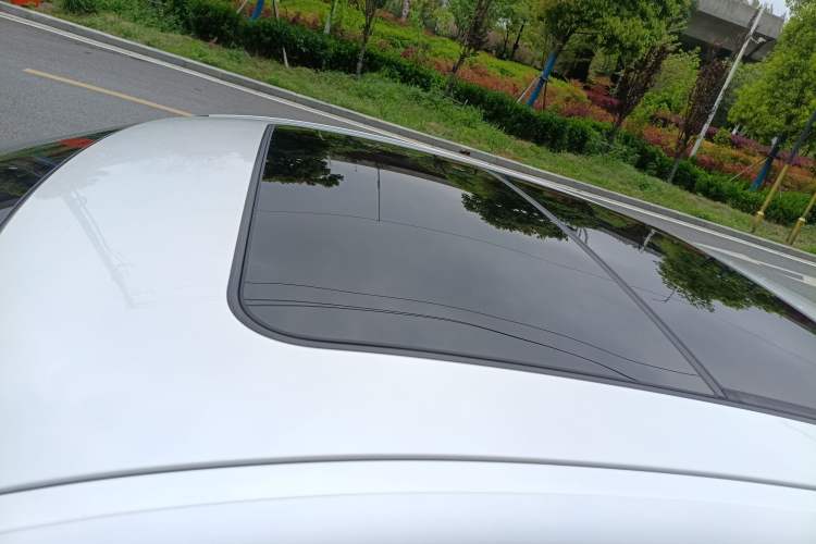 Used BMW 1 Series 2018 118i Sport Edition Roof