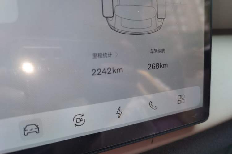 Used Volvo Volvo XC70 Plug-in Hybrid 2026 Model Two-Wheel Drive Long-Range Core
