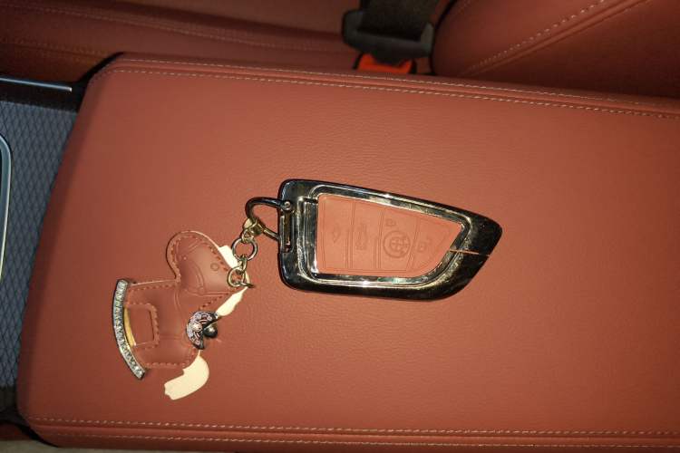 Used BMW 3 Series 2025 330i M Sport Night Edition Package Vehicle Key