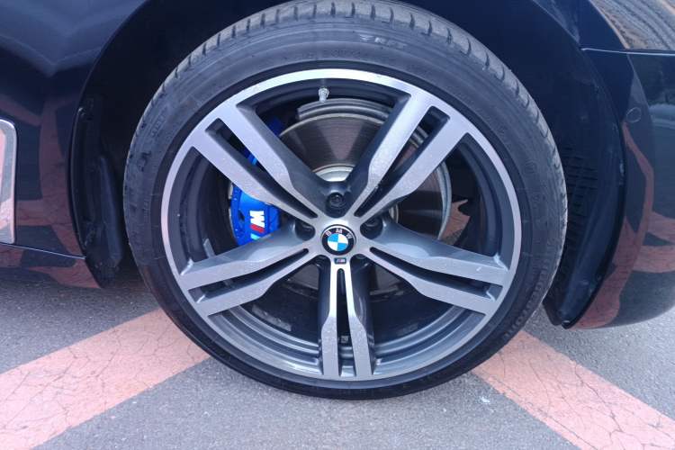 Used BMW 7 Series 2018 740Li xDrive Luxury Edition M Sport Package

