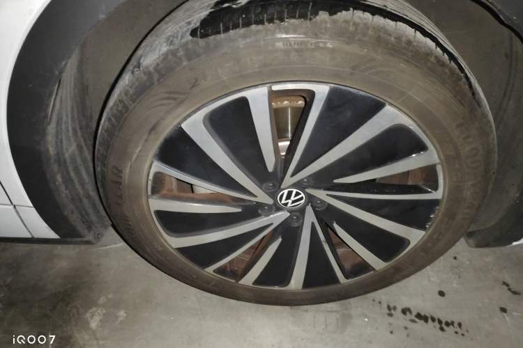 Used Volkswagen ID.4 X 2023 Upgraded Model Ultra-Long Range Version Right Front Wheel Hub