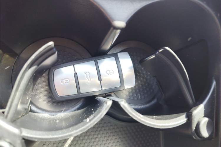 Used Volkswagen Magotan 2015 2.0 TSI Prestige Model
