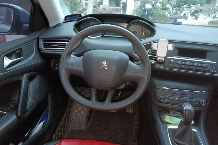 Used Peugeot 308S 2015 1.2T Automatic Shangchi Edition
