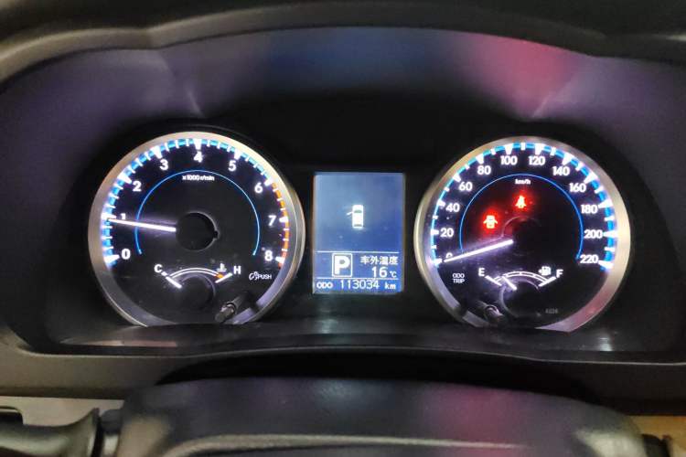 Used Toyota Highlander 2018 2.0T Two-Wheel Drive Elite Edition 7 Seats China VI Standard
