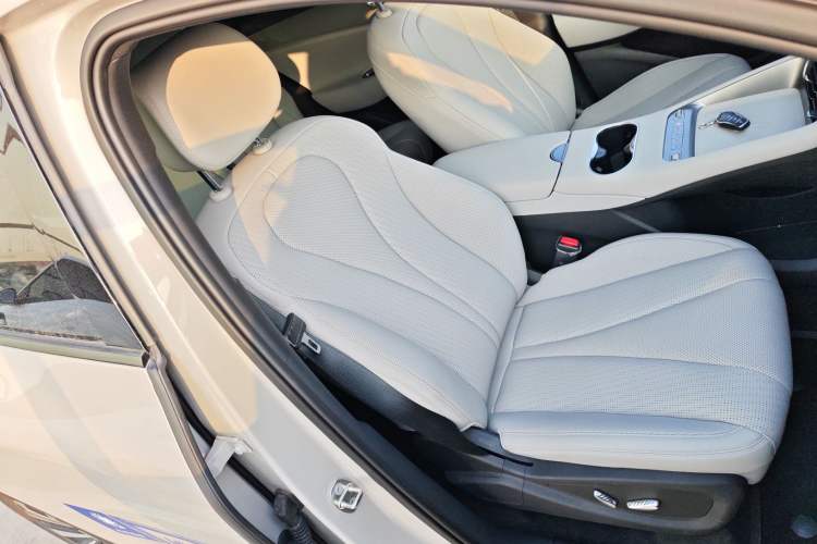 Used BYD Sealion 06 New Energy 2025 Model EV 520 Navigation Edition
