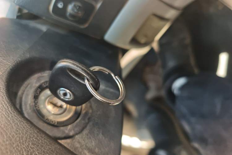 Used FORTHING Lingzhi 2016 M3L 1.6L 7-Seater Standard Model Vehicle Key