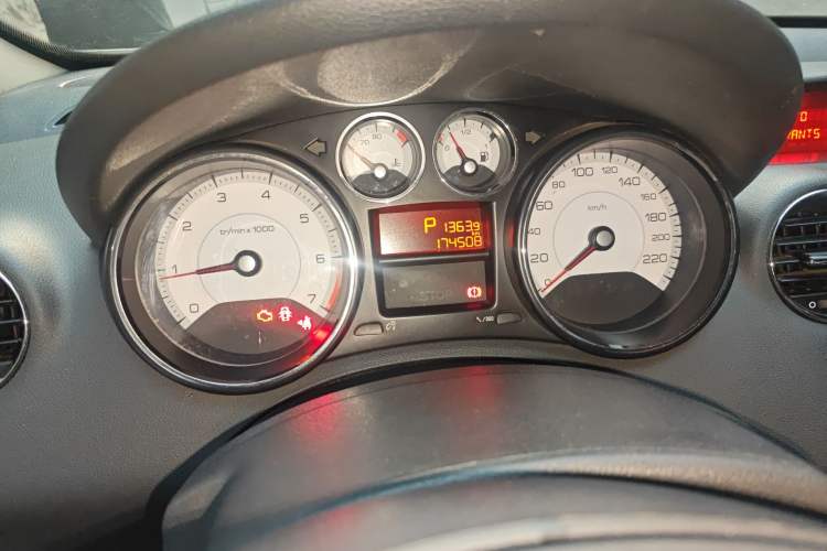 Used Peugeot 408 2013 2.0L Automatic Comfort Edition Odometer Close Up