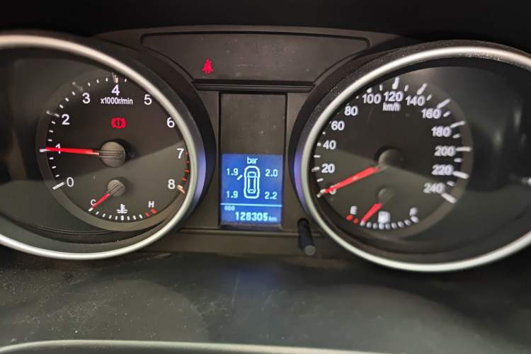 Used Haval H6 2015 Upgraded Model 1.5T Manual Two-Wheel Drive Elite Version