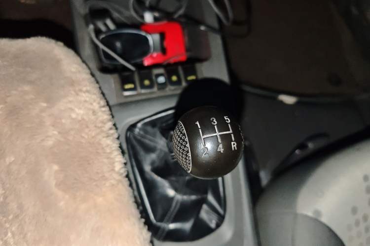 Used Chevrolet Sail 2010 Hatchback 1.2L Manual Ideal Edition
