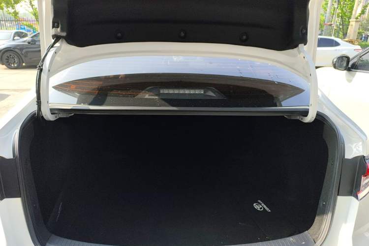 Used Toyota Corolla 2024 1.8L Smart Electric Hybrid Dual-Engine Elite Edition Trunk