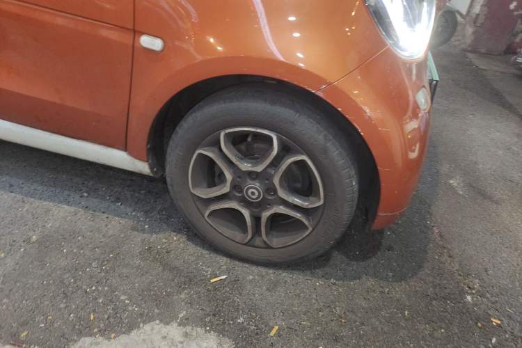 Used smart fortwo 2017 1.0L 52kW New Sound Special Edition China V Emission Standard