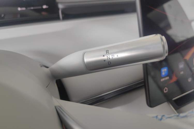 Used Hima Luxeed S7 2024 Pro Model Gear Lever