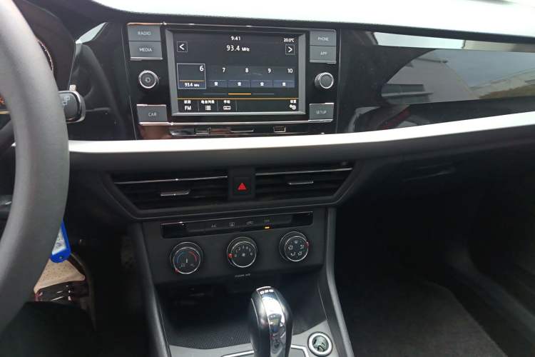 Used Volkswagen Lavida 2018 Hatchback 280TSI DSG Comfort Edition China V Standard Audio And AC Panel