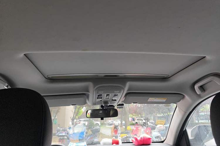 Used Haval H2 2017 Blue Label 1.5T Manual Two-Wheel Drive Luxury Model
