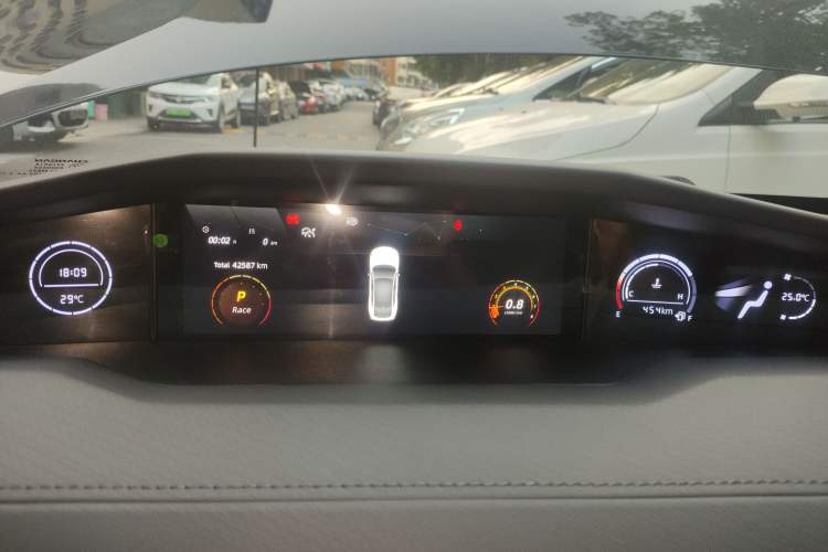 Used CHANGAN UNI-V 2023 1.5T Prestige Model Instrument Cluster