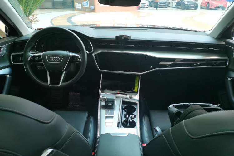 Used Audi A6L 2025 45 TFSI Prestige Dynamic Edition