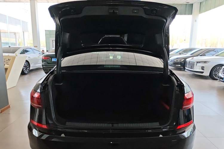 Used Volkswagen Passat 2024 380TSI Starry Dragon Edition
