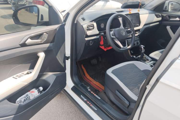 Used Volkswagen Tharu 2025 New Sharp 1.5L Ambitious Edition Driver Seat