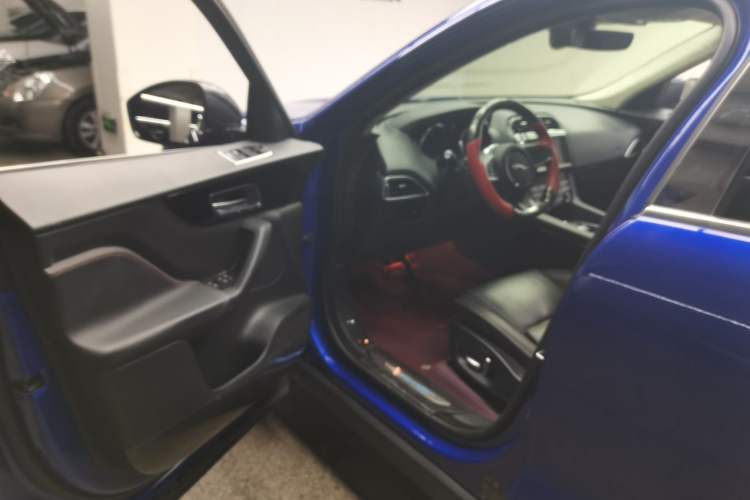 Used Jaguar F-PACE 2019 2.0T Four-Wheel Drive Urban Luxury Edition Driver Seat