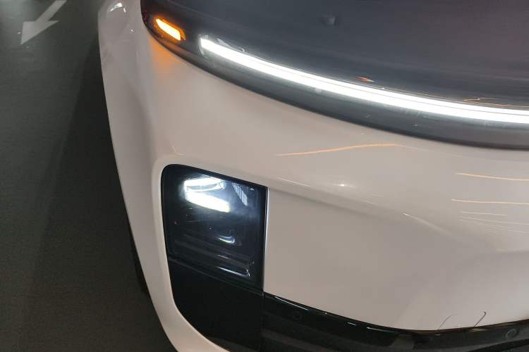 Used Li Auto L6 2024 Pro Model Right Front Headlight