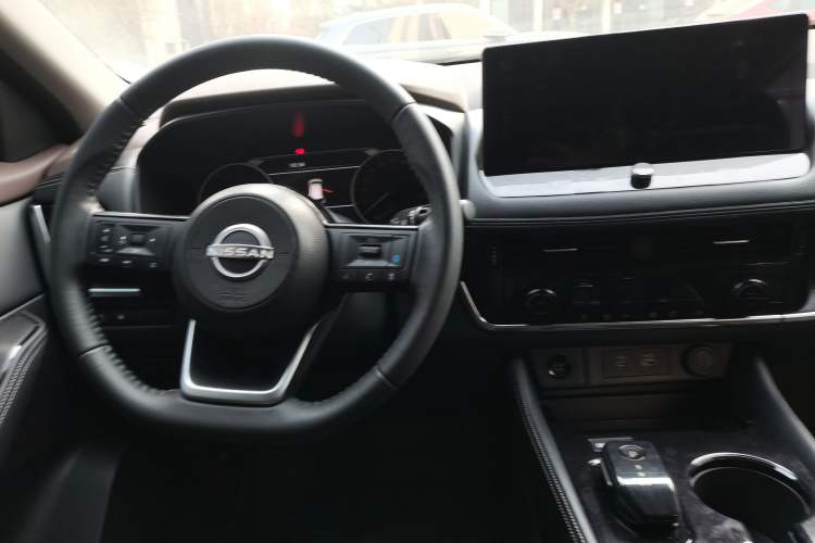 Used Nissan X-Trail 2023 e-POWER Ultra-Hybrid Dual-Motor All-Wheel-Drive Luxury Edition
