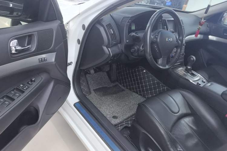 Used Infiniti G Series 2013 G25 Sedan Luxury Sport Edition
