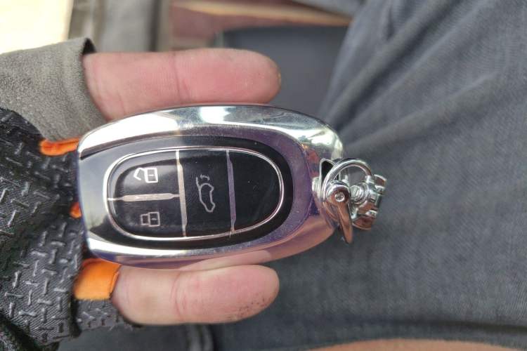 Used SAIC MAXUS G50 2020 1.5T Automatic Elite Edition Vehicle Key