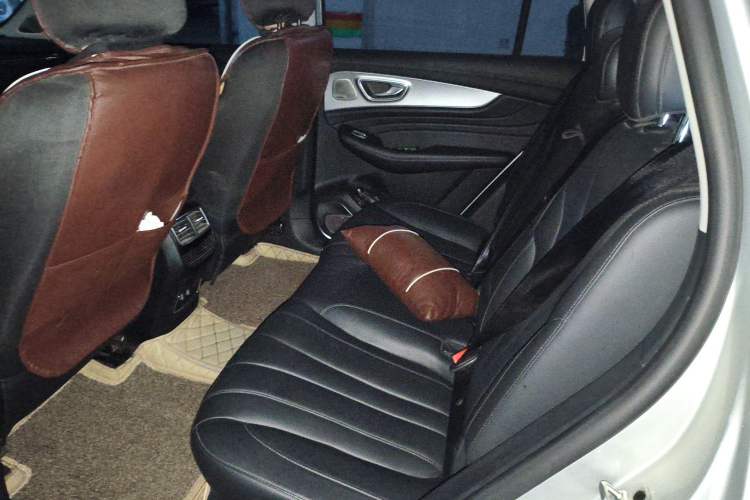 Used Roewe RX5 MAX 2019 300TGI Automatic Smart Cabin Luxury Edition
