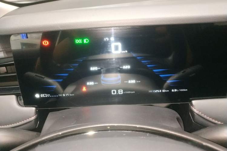 Used Roewe i5 2023 1.5L Manual Comfort Edition