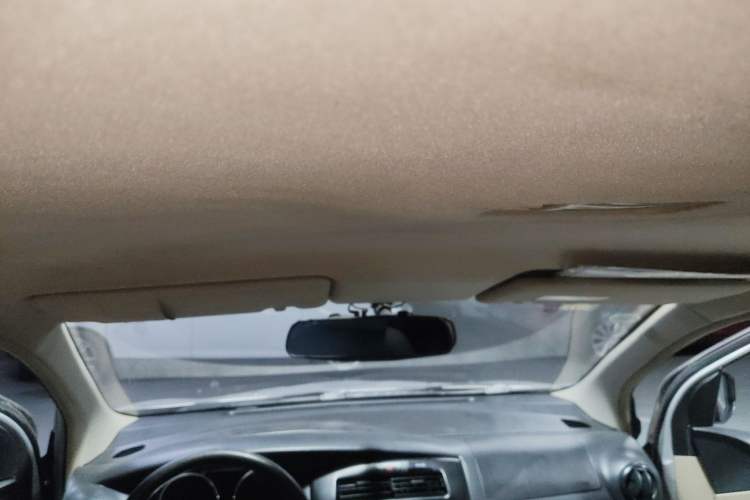 Used Nissan Livina 2013 1.6XE CVT Comfort Edition Headliner