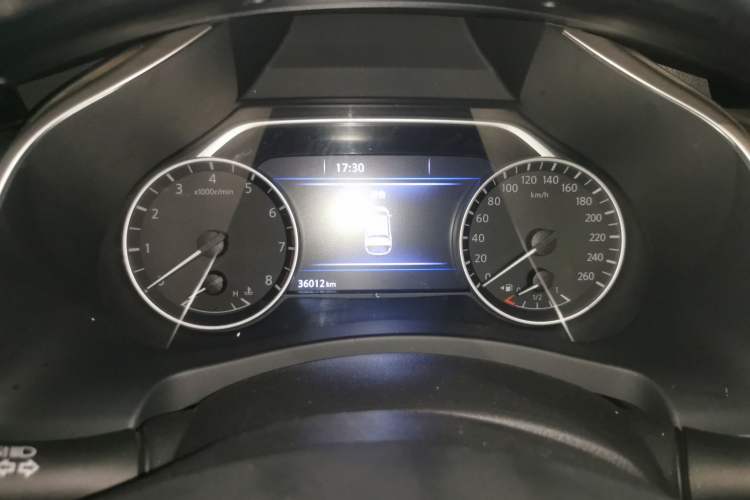 Used Nissan Murano 2021 2.5L XL Two-Wheel Drive Smart Connect Luxury Edition
