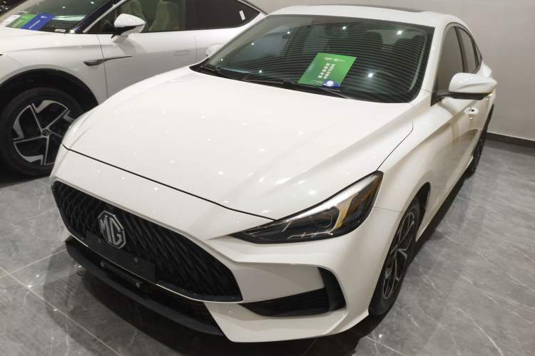 Used MG 5 2021 180 DVVT CVT Youth Luxury Edition