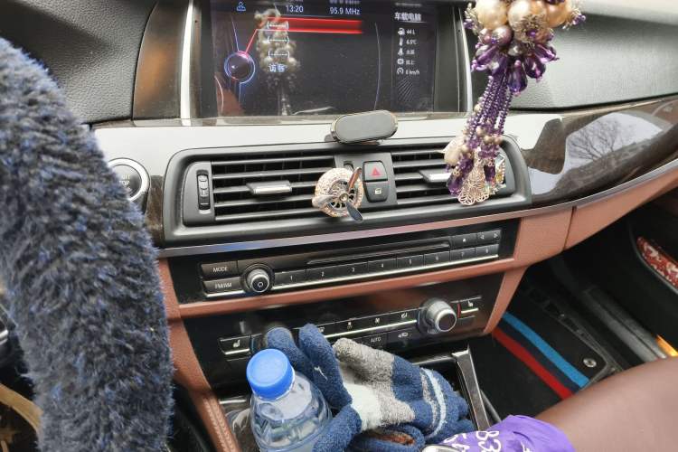 Used BMW 5 Series 2017 525Li Leading Model