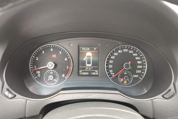 Used Volkswagen Sharan 2014 2.0 TSI Comfort Model

