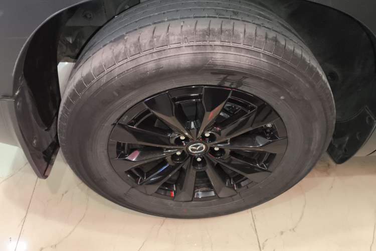 Used Mazda CX-50 2023 2.0L Leading Edition Right Rear Wheel Hub