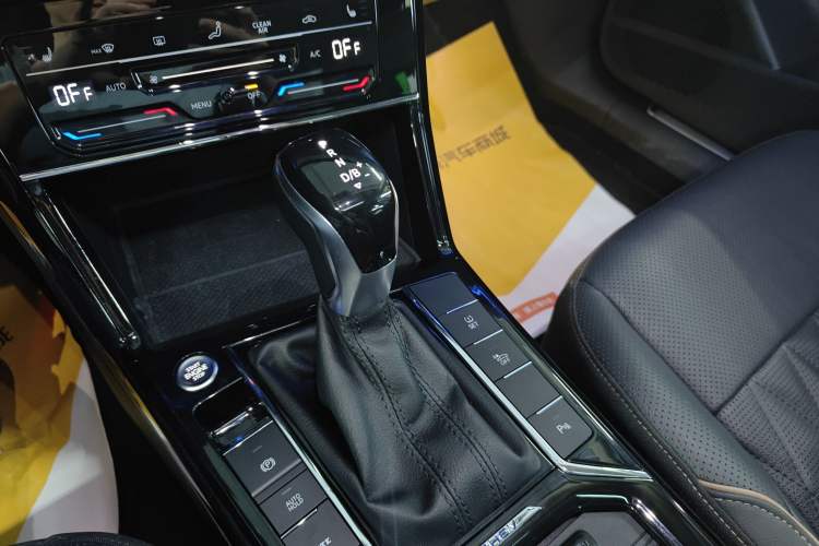 Used Volkswagen Passat New Energy 2020 430 PHEV Hybrid Luxury Edition China VI Standard
