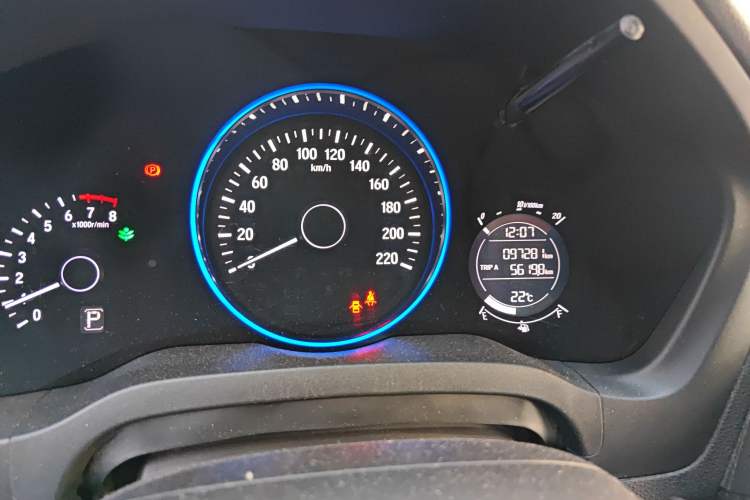 Used Honda Vezel 2016 1.8L CVT Front-Wheel Drive Pioneer Edition