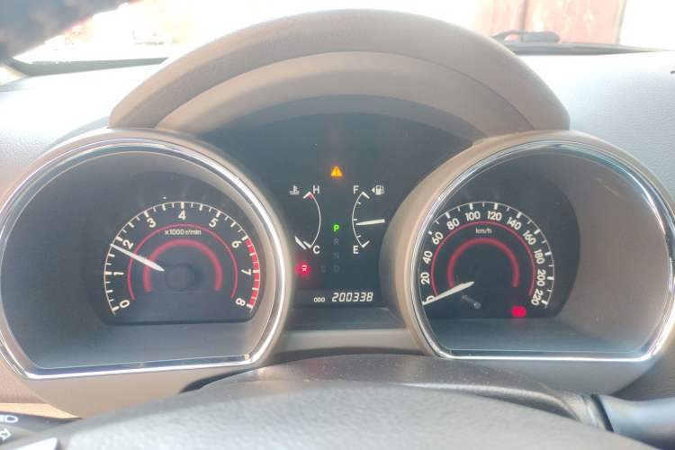 Used Toyota Highlander 2012 2.7L Two-Wheel Drive 7-Seater Luxury Edition Instrument Cluster