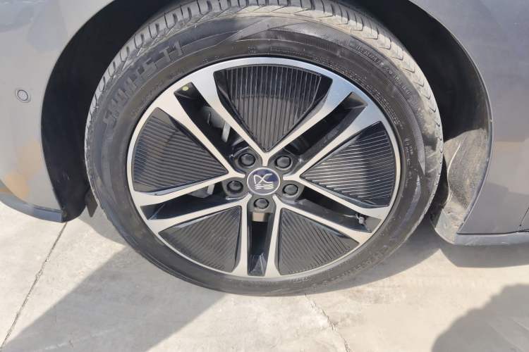 Used BYD Han 2020 EV Long-Range Deluxe Model Exterior 4