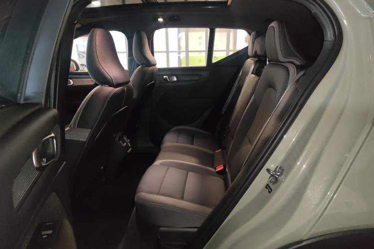 Used Volvo XC40 2023 B3 Zhiyuan Sport Edition Left Rear Seat