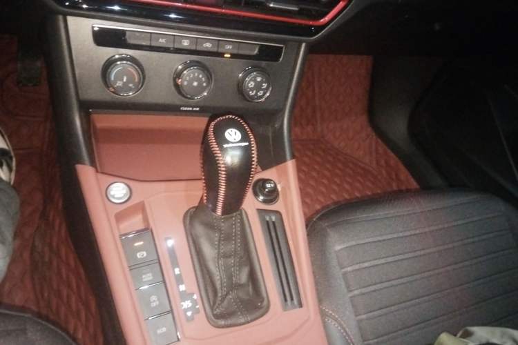 Used Volkswagen Lavida 2024 300TSI DSG Starry Sky Deluxe Edition
