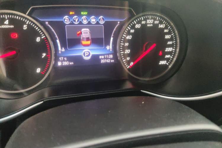 Used Hongqi H5 2022 Classic Model 1.8T Automatic Smart Connect Flagship Edition
