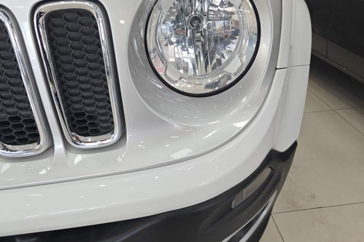 Used Jeep Renegade 2017 180TS Automatic All-Wheel Drive Versatile Edition