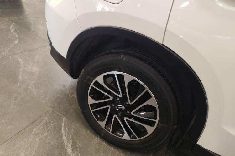 Used GAC Trumpchi GS4 2017 200T Manual Two-Wheel Drive Elite Edition Right Rear Wheel Hub