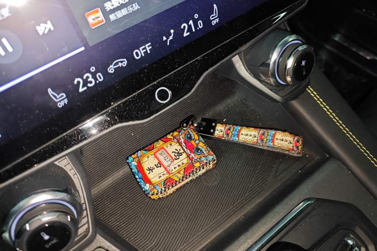 Used Lynk & Co 05 2020 2.0TD Two-Wheel Drive Shine Halo