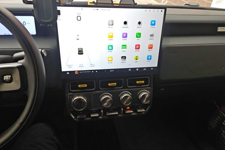 Used iCAR V23 2025 401 Two-Wheel Drive Intelligent Driving Version