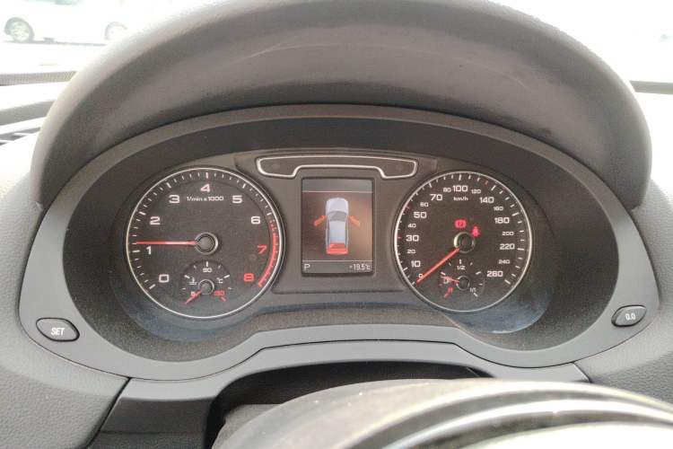 Used Audi Q3 2015 35 TFSI quattro Technology Edition
