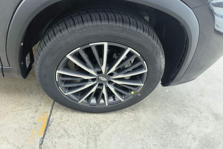 Used Chery Tiggo 8 2025 Excellence Version 230 TCI Manual Comfort Edition 5 Seats