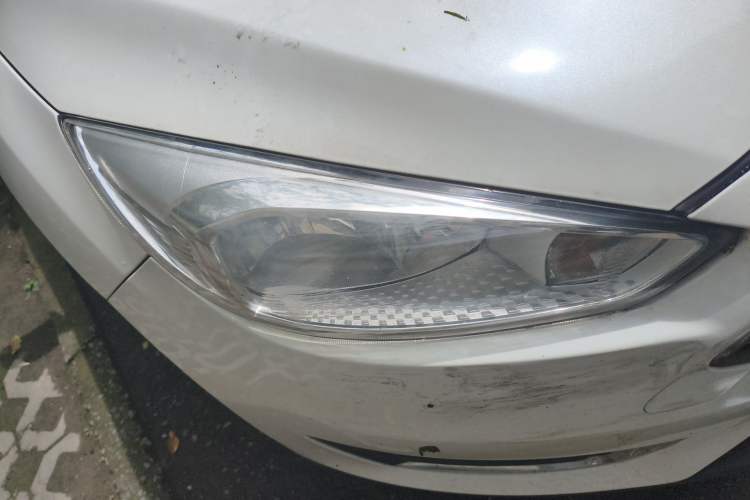 Used Ford Focus 2015 Sedan EcoBoost 125 Manual – Ultra-Style Edition