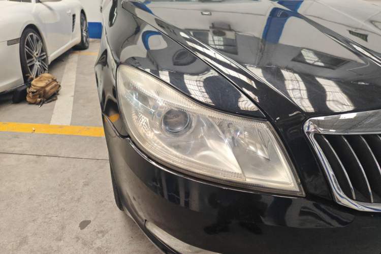 Used Skoda Octavia 2010 1.4TSI DSG Yijun Edition Right Front Headlight